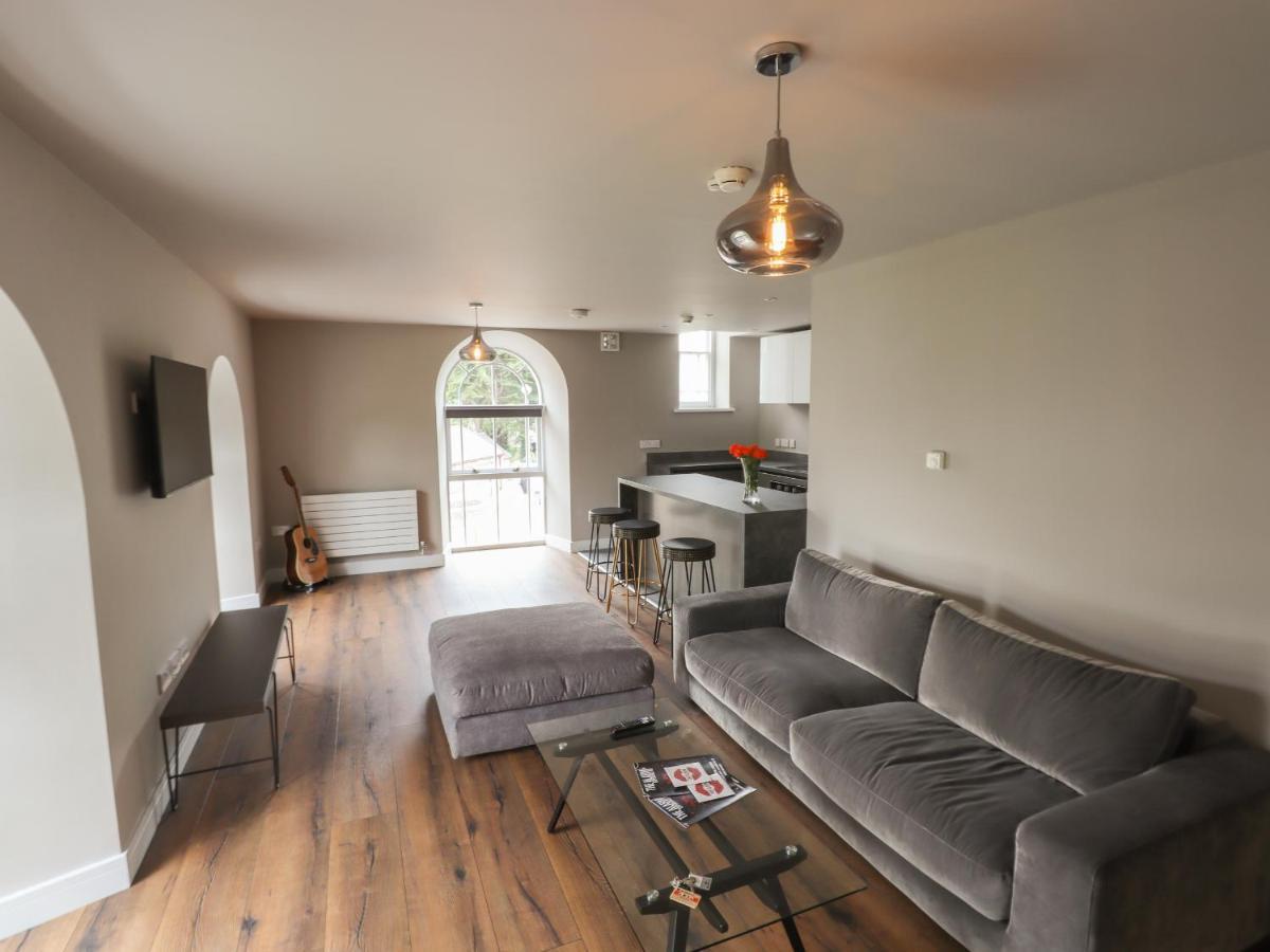 The Breathe Residence Rhyl Exterior photo
